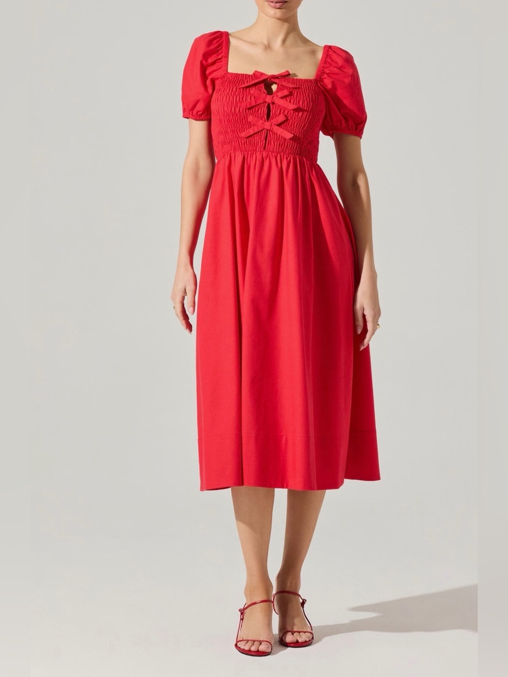 Astr The Label Bow Detail Smock Bodice Dress B3076